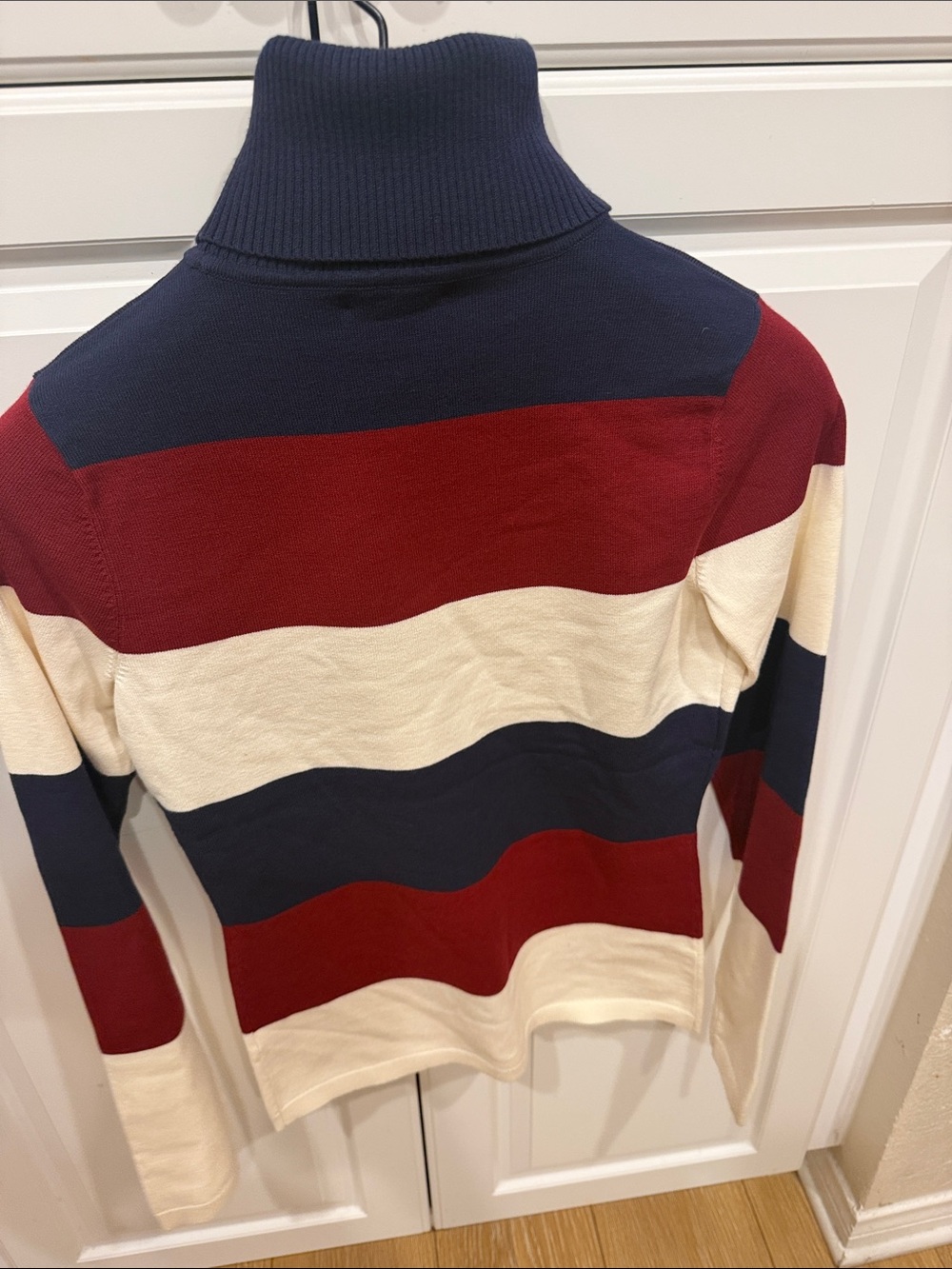 Alp N Rock Navy, Red & Cream Ski-Motif Turtleneck Sweater - Picture 6 of 6